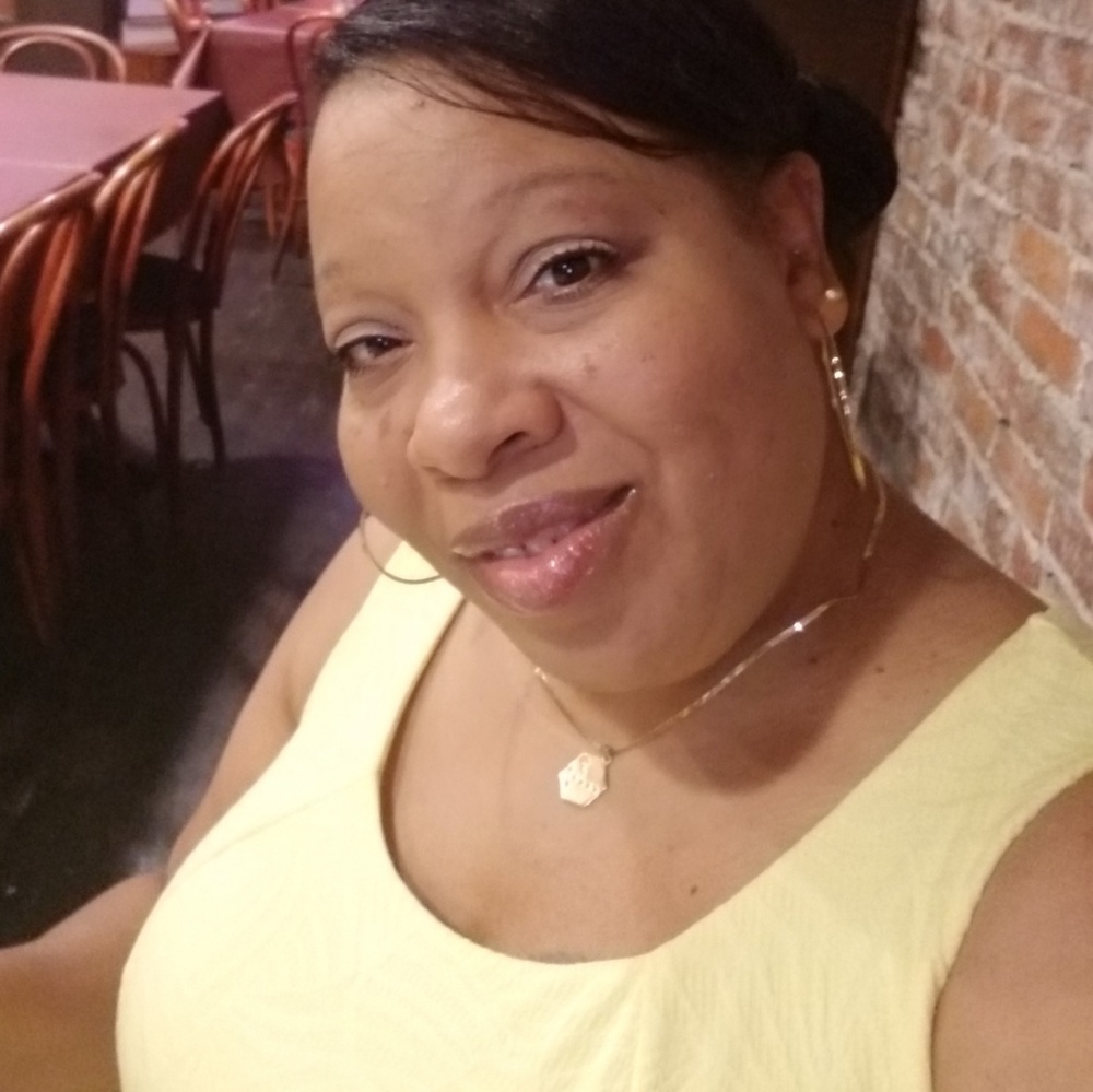 Meet your Posher, Sandra